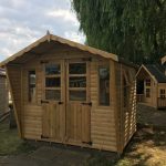 Log Lap Chalet with Wings